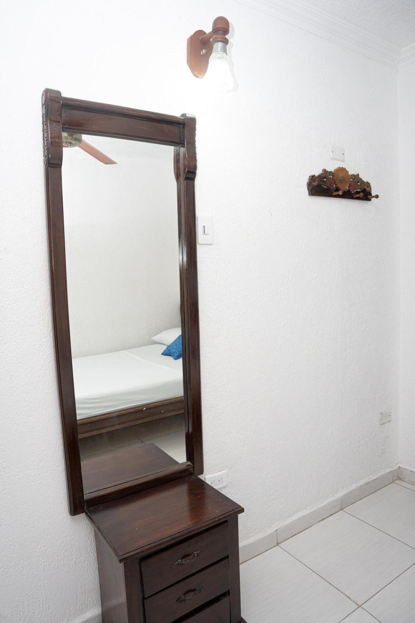 Med Hotel *